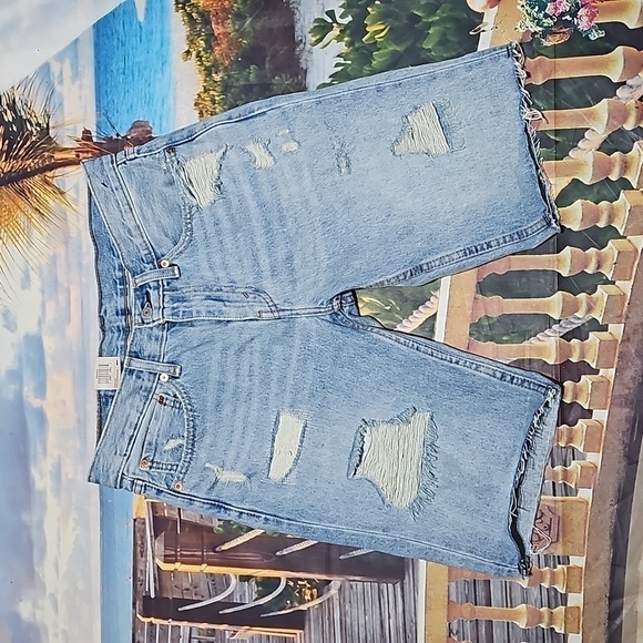 Levi's 511 Slim Distressed Acid Wash Raw Hem Shorts Size 31 NWT - Picture 1 of 9